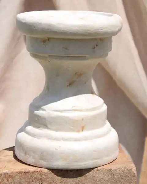 Candelabro Columna — cerámica artesanal hecha a mano en Asunción