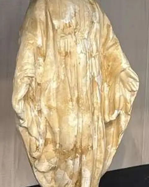 Escultura María Inmaculada — cerámica artesanal hecha a mano en Asunción