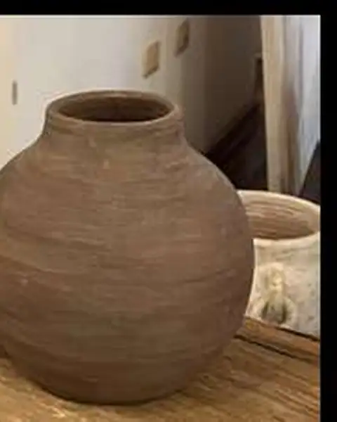 Jarrón Mara — cerámica artesanal hecha a mano en Asunción